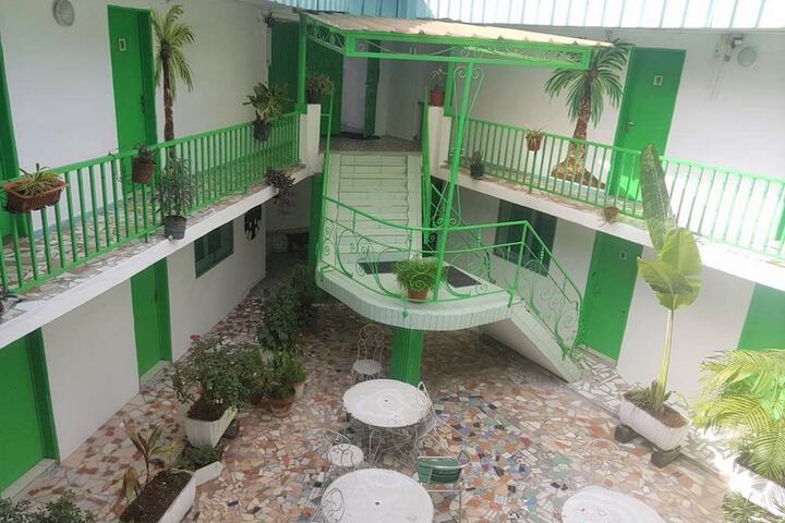 Hotel Exterior 39 of 40