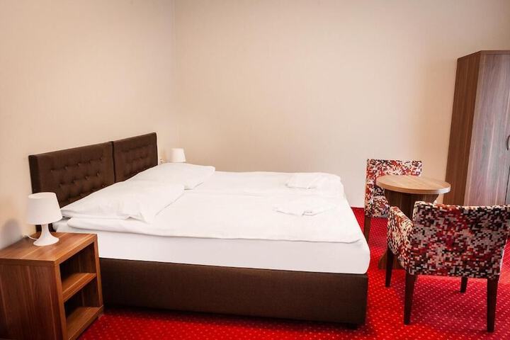 Room 17 of 73