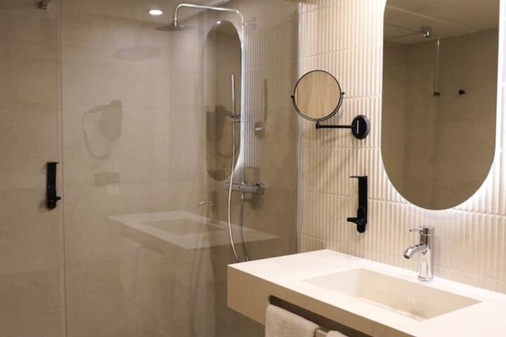 Bathroom Interior Photo