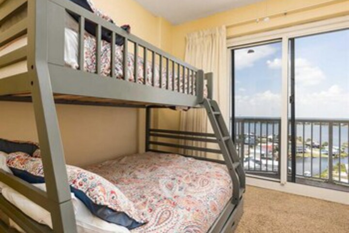 Room 134 of 155