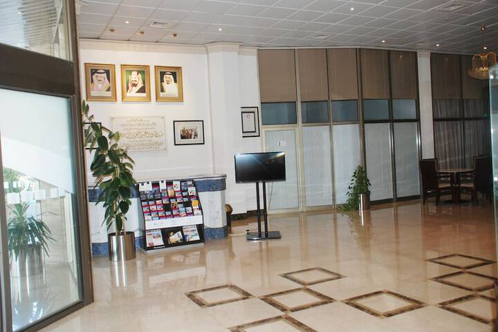 Hotel 2 of 63