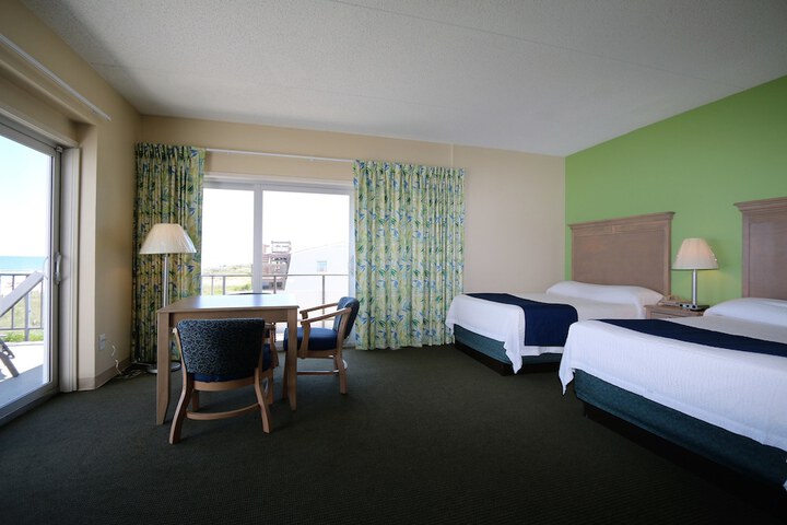 Room 2 of 20