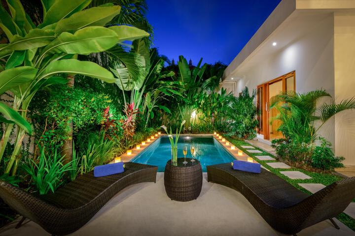 Pool 8 of 8