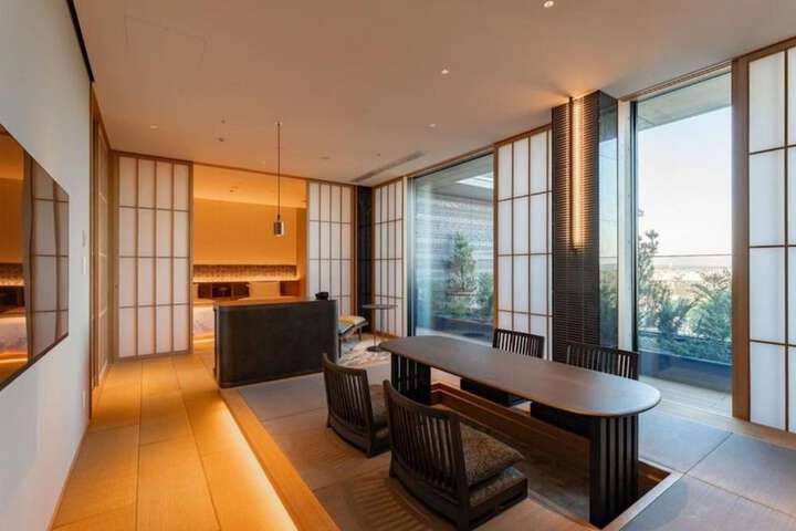 Room 20 of 190