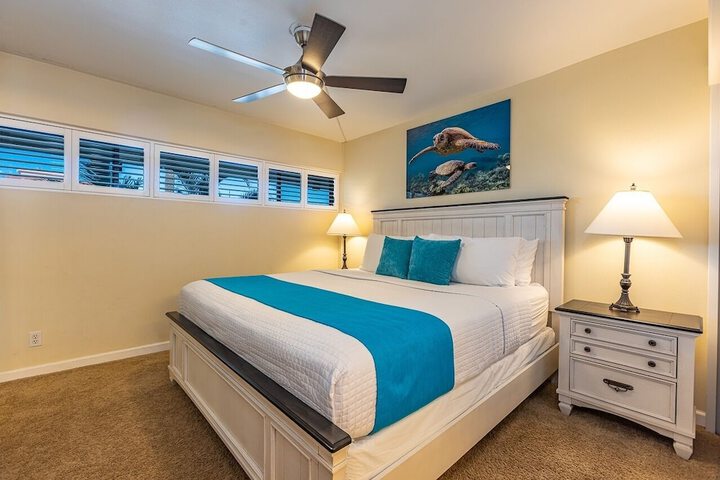 Room 13 of 230
