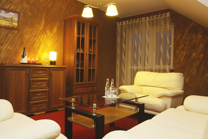 Room 8 of 56