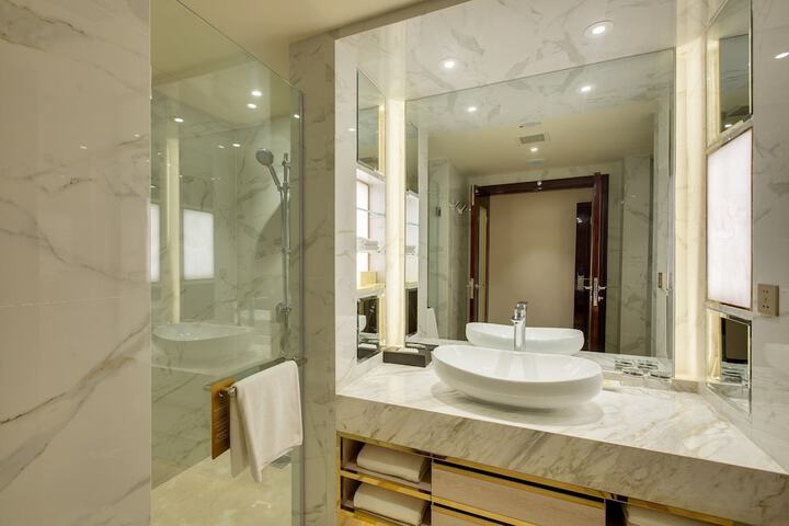 Clean Restrooms