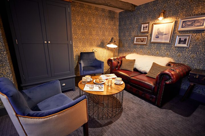 Room 5 of 49