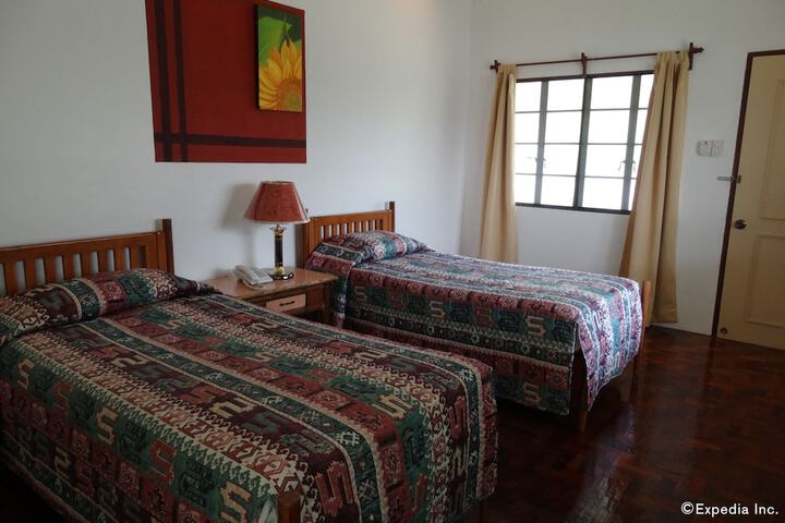 Room 5 of 55