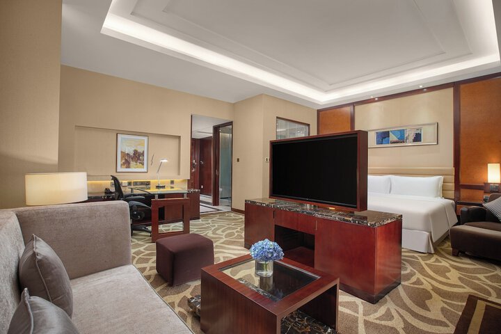 Room 4 of 53