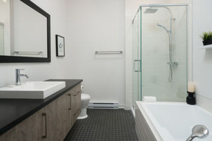 Room 5 of 22