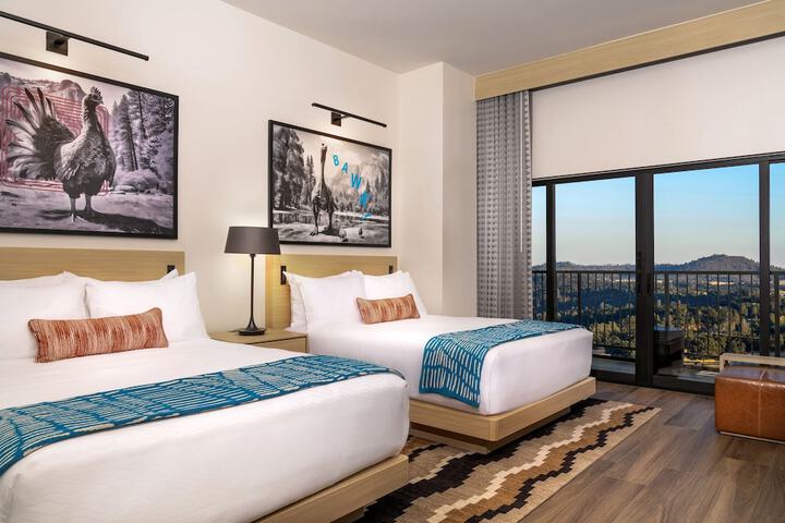 2 Queen Beds (3 of 6)