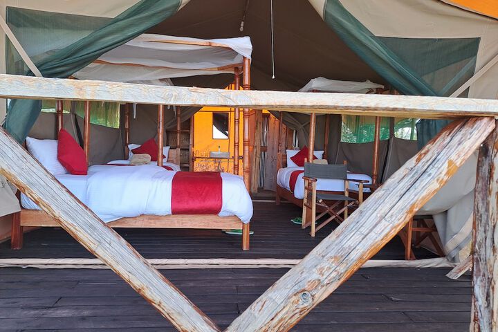 Room 4 of 28