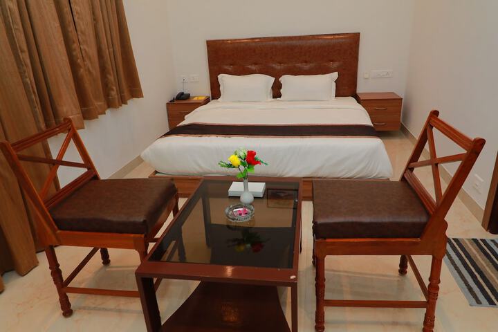 Room 6 of 21