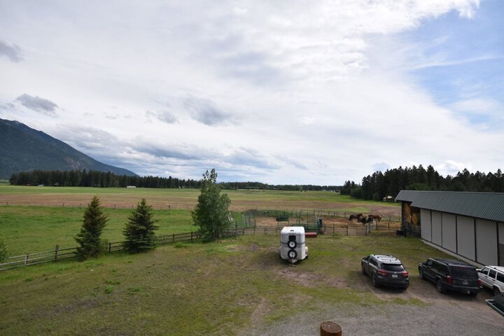 Property Grounds 18 of 19