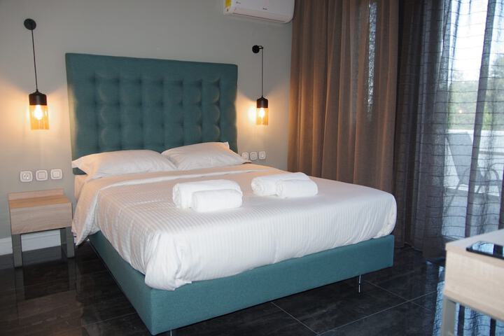 Room 7 of 61