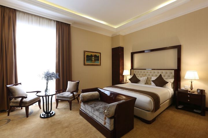 Room 15 of 71