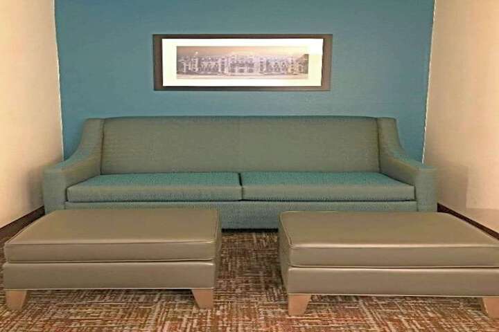 1 King Bed (1 of 21)