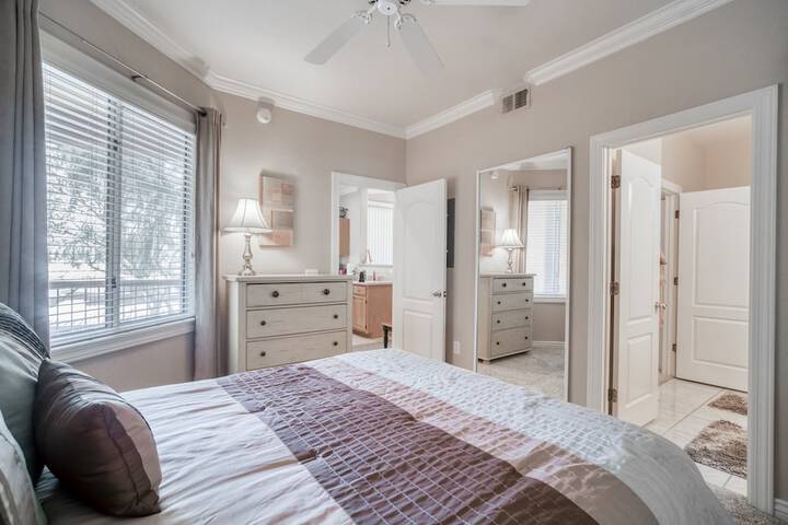 Room 7 of 34