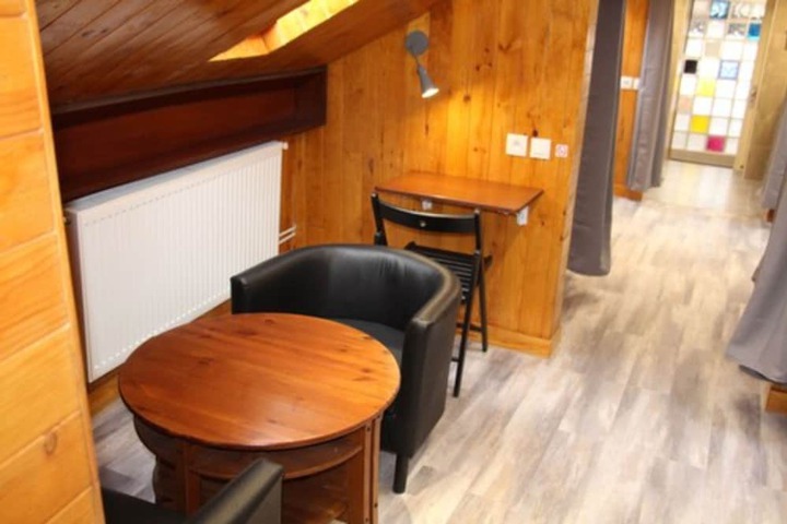 Room 44 of 64