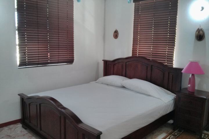 Room 3 of 60