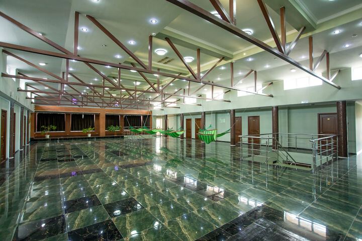 Ballroom/Hall 46 of 51