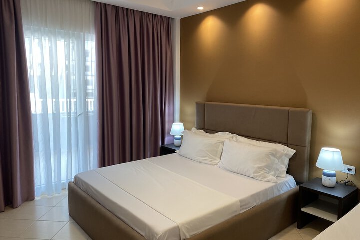 Room 22 of 72
