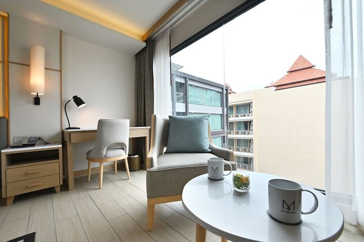 Room 74 of 165