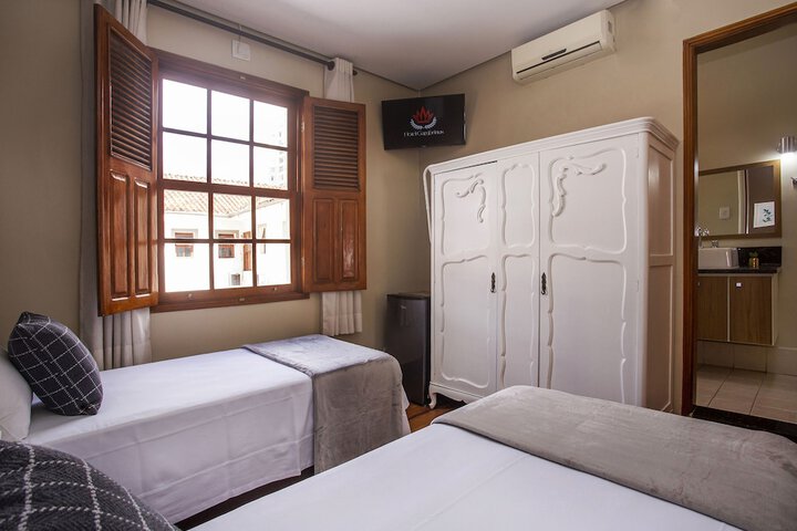 Room 33 of 126