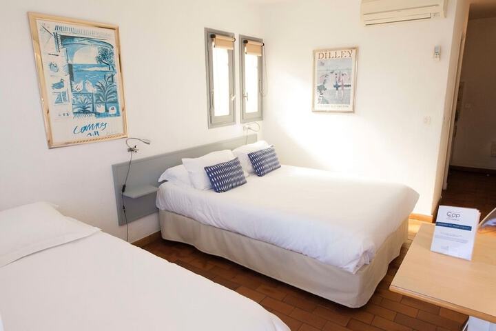 Room 7 of 42