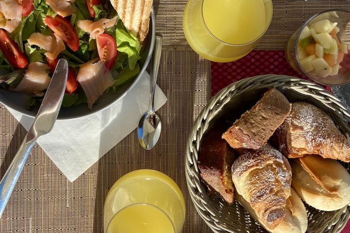Breakfast/Coffee Service 17 of 19