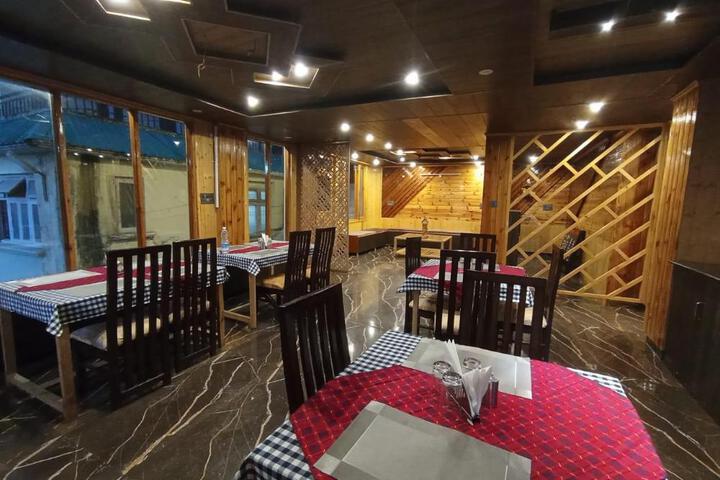 The Black Morel Hotel & Restaurant