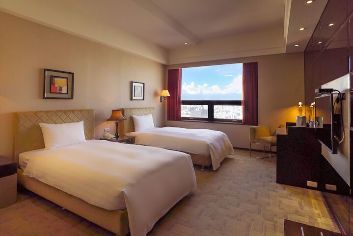 Room 13 of 45