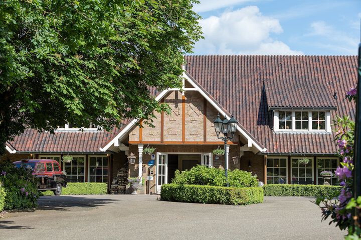 Landhuishotel &  Restaurant De Bloemenbeek in De Lutte