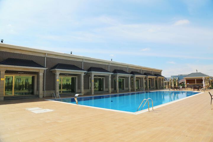 Pool 23 of 64