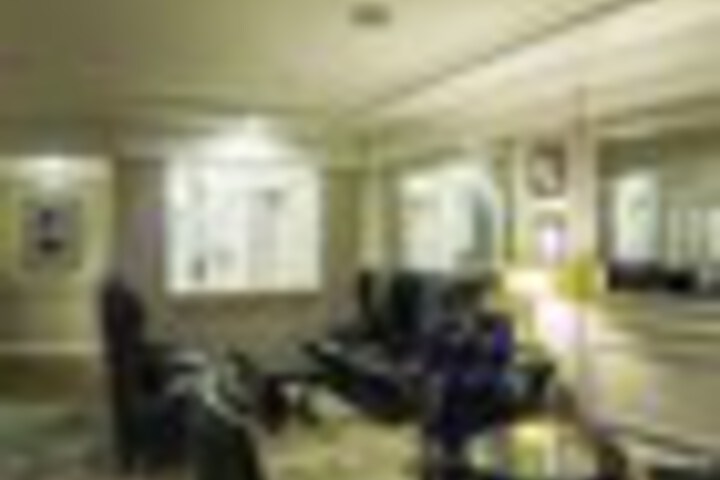 Lounge 134 of 156