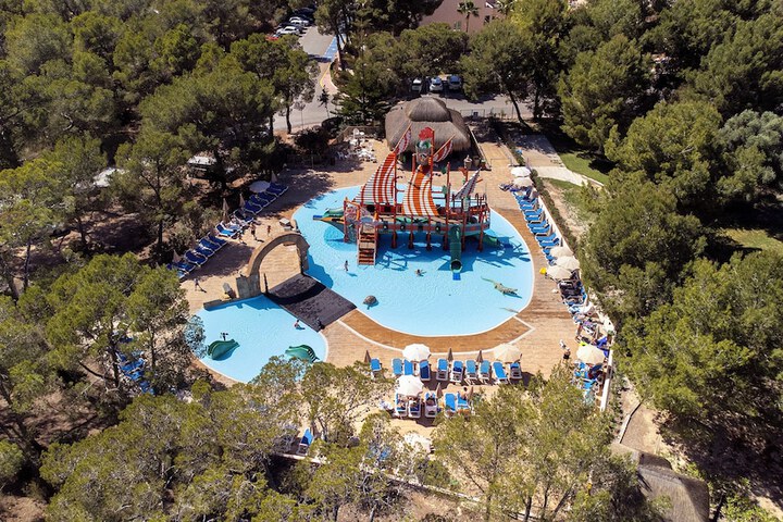 Pool 37 of 53