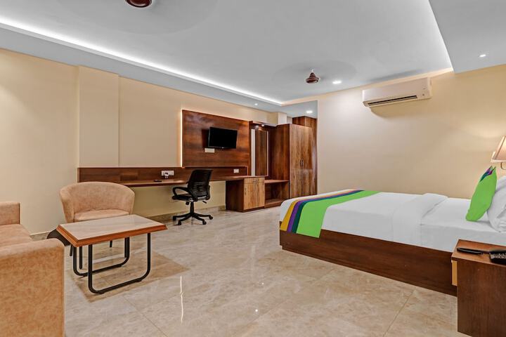 Room 20 of 35