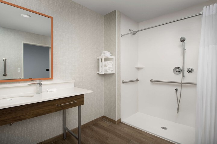 Bathroom shower