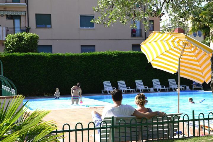 Pool Hotel