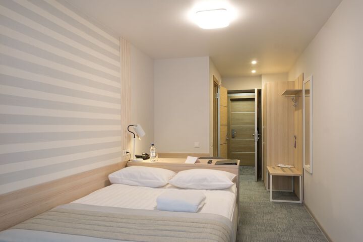 Room 10 of 57