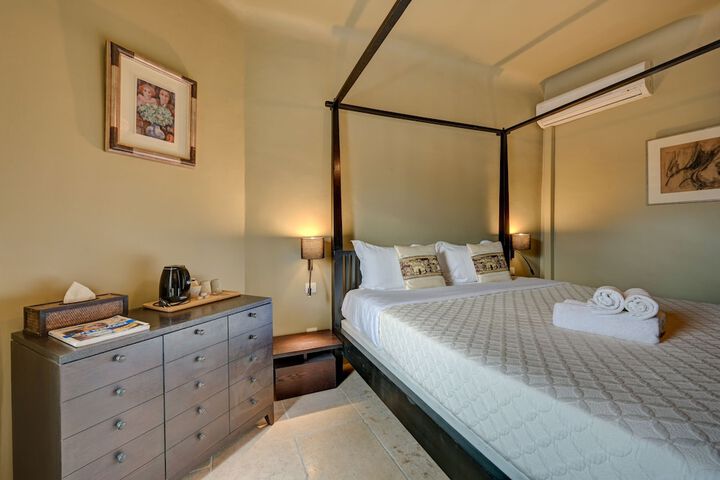 Room 26 of 55