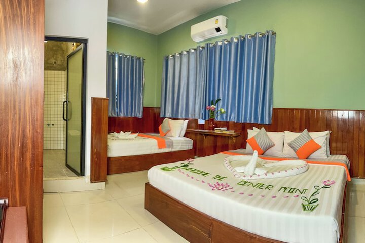 Room 36 of 79