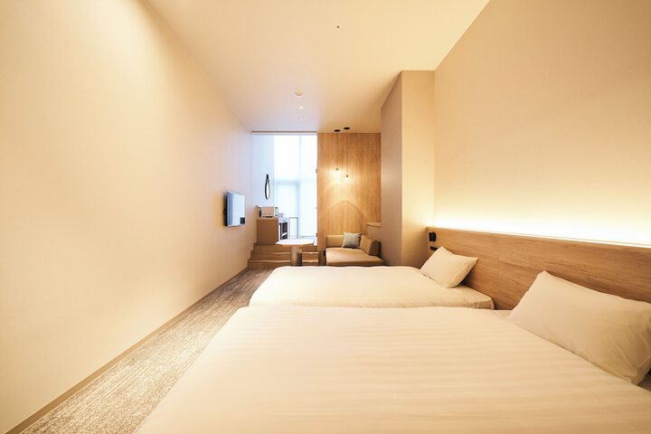 Room 5 of 95