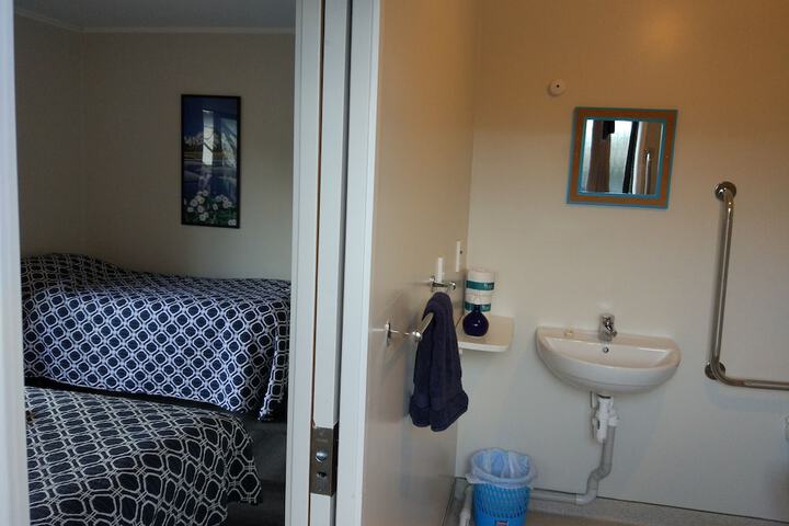 Room 17 of 42