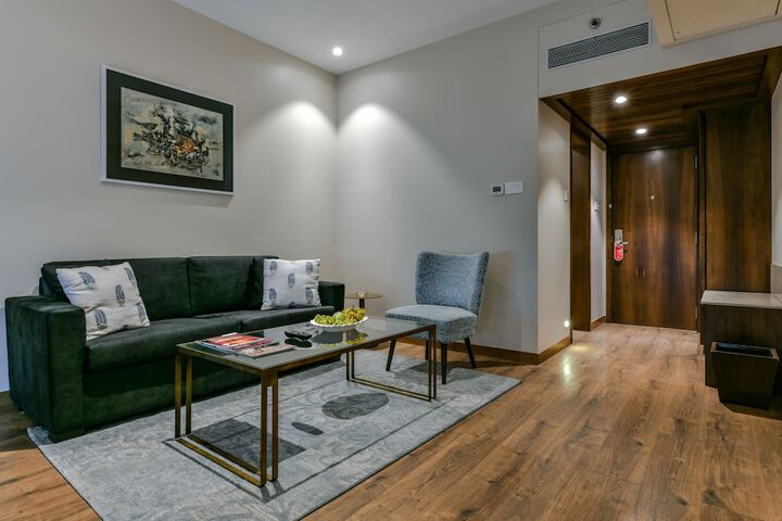 Room 10 of 49