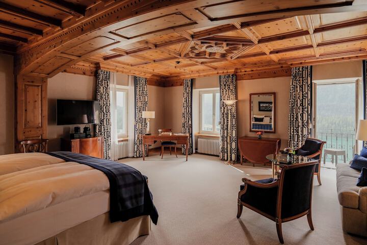 Room 59 of 208