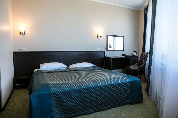 Room 16 of 54
