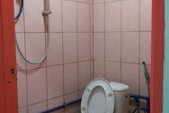 Room 3 of 27