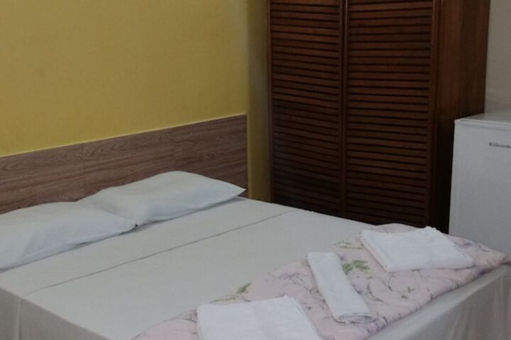 Room 6 of 60